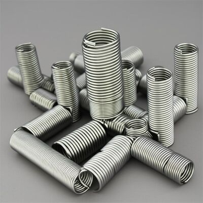 سلك فولاذ الكربون العالي ربيع زيغ زاغ مع 50 مم ارتفاع وطول مخصص لدعم مقعد الأريكة